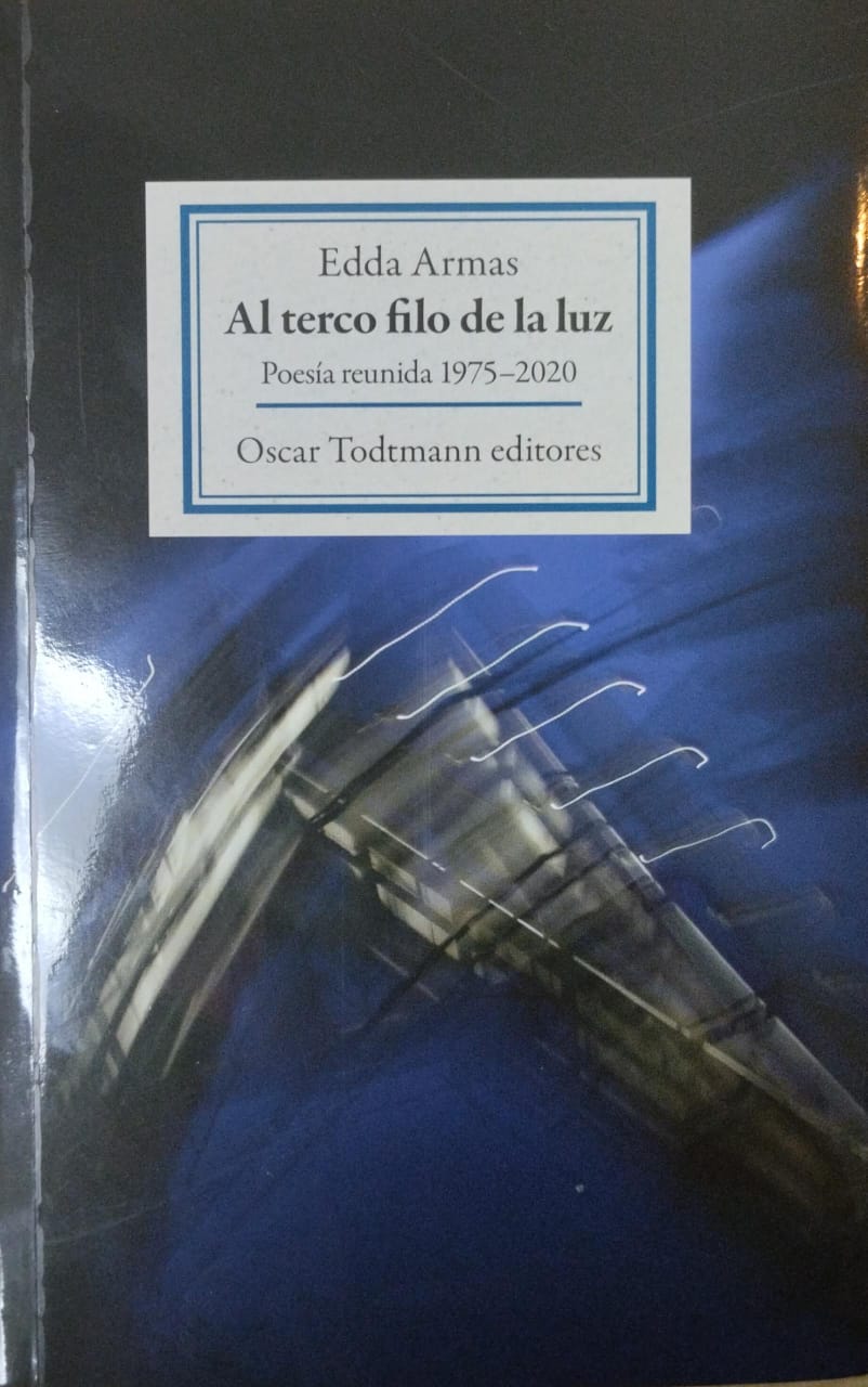 Al terco filo de la luz